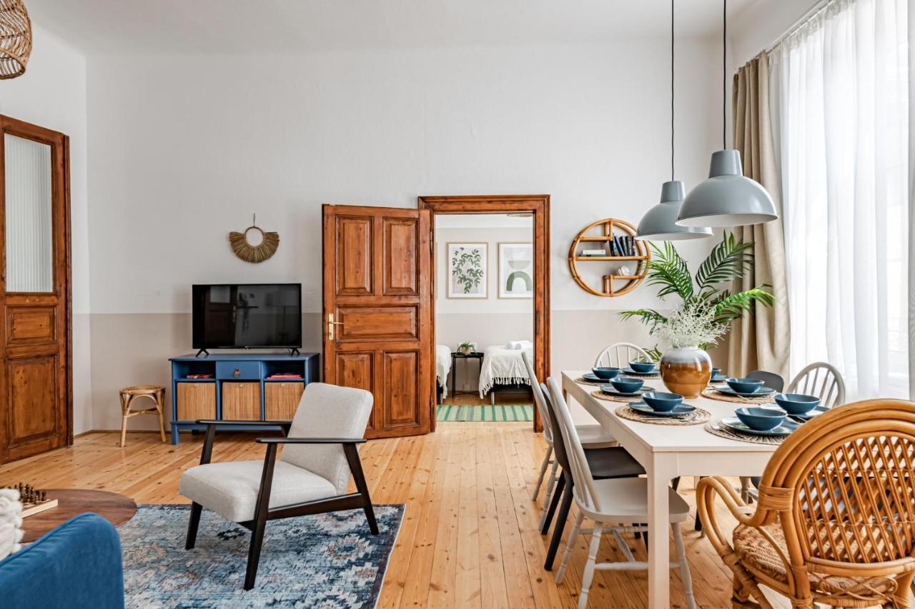 Blue Peace Downtown Apartment Budapest Exterior foto